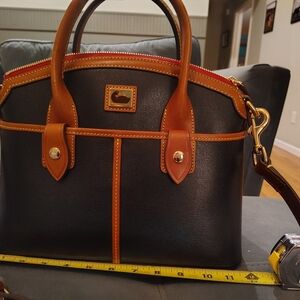 Dooney And Bourke Handbag